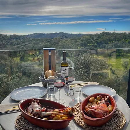 カプセルホテル La Dehesa Experiences